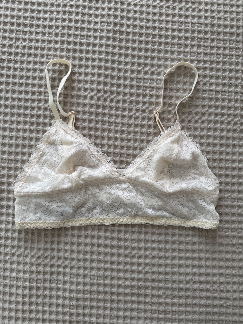 Lace Bralette in Cream - Women Intimates & Sleepwear